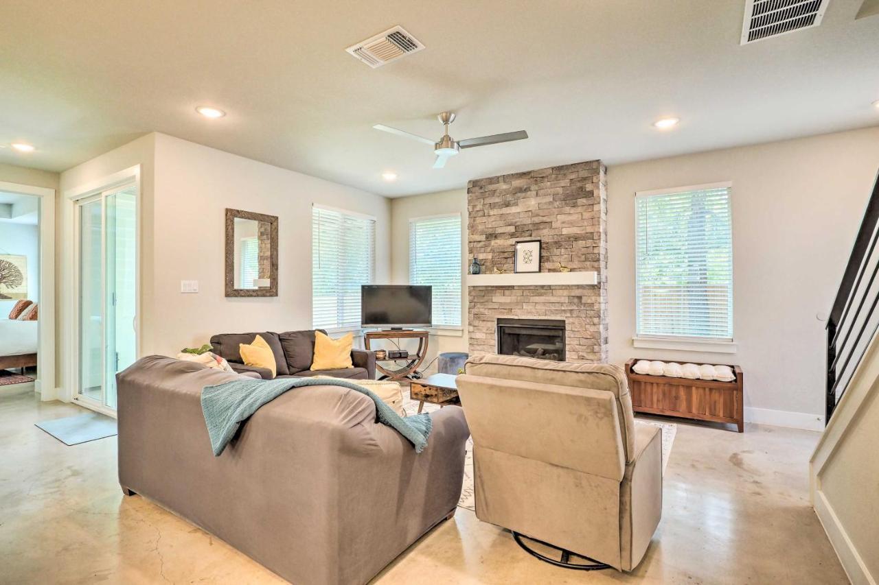 Gorgeous Georgetown Home, Walk To The Square! المظهر الخارجي الصورة