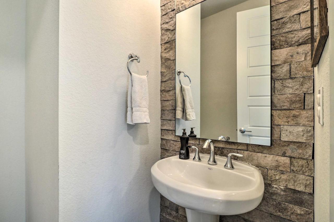 Gorgeous Georgetown Home, Walk To The Square! المظهر الخارجي الصورة