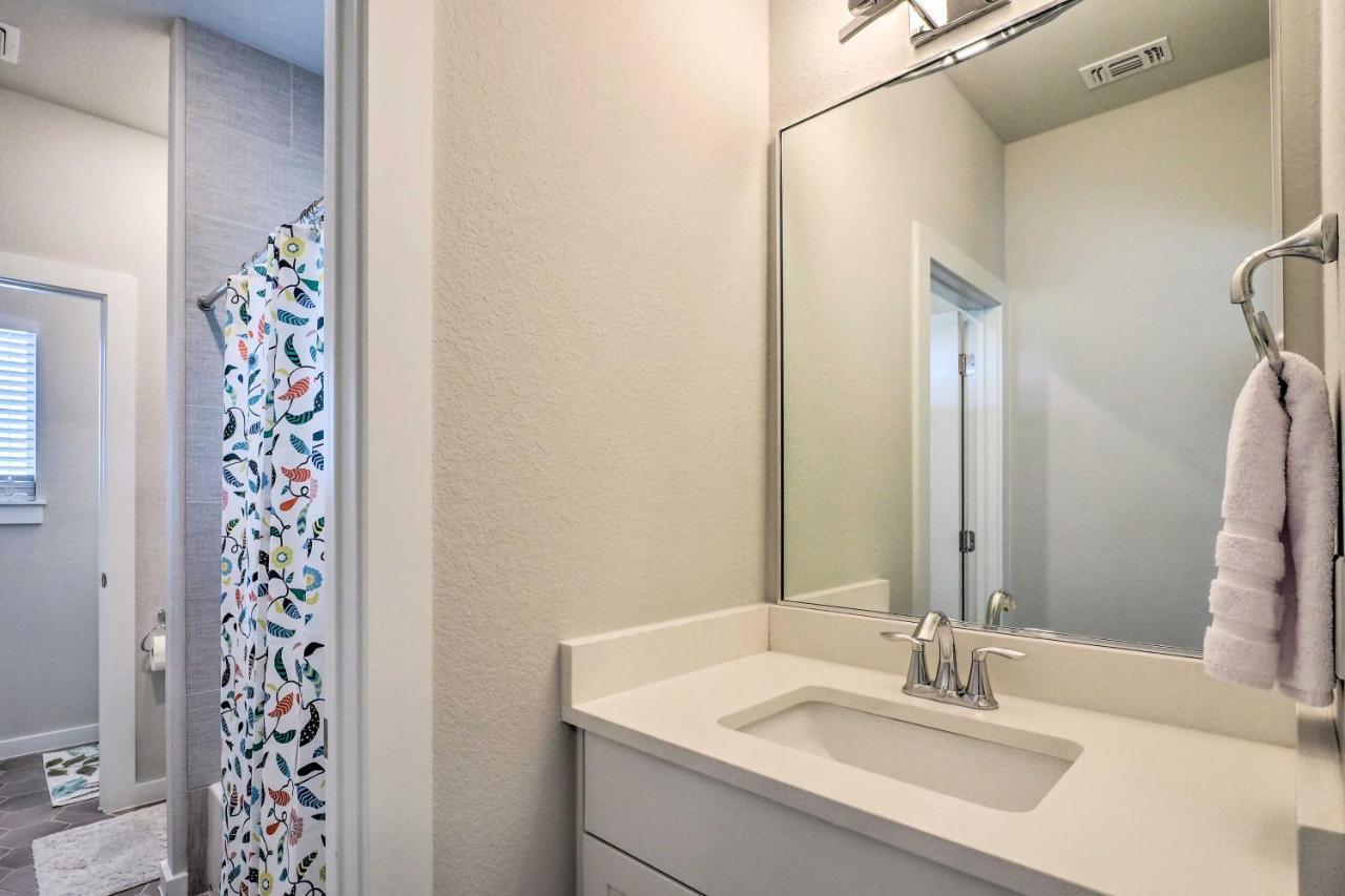 Gorgeous Georgetown Home, Walk To The Square! المظهر الخارجي الصورة